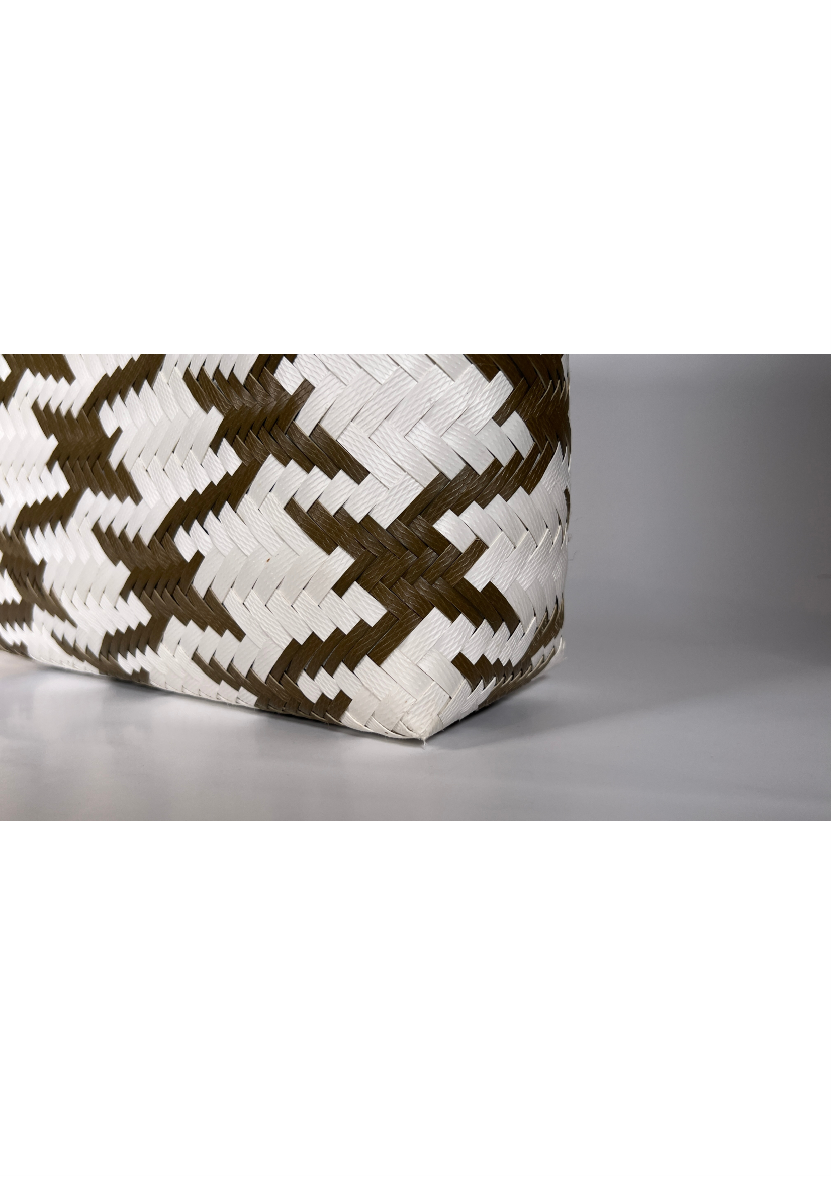 Crane Olive & White Patterned Bag