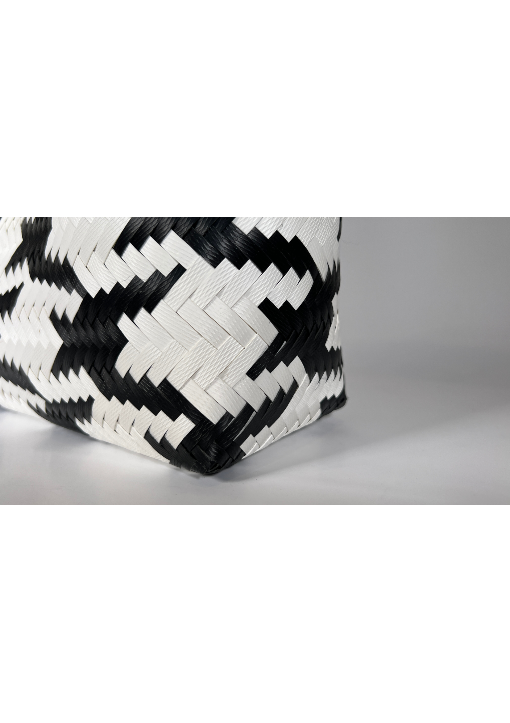 Crane Black & White Patterned Bag